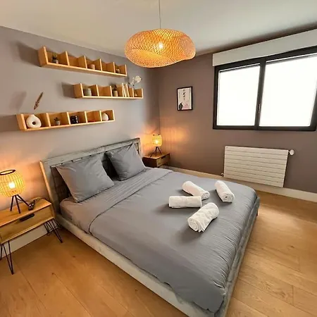 Daire Superbe Loft Centre Avec Jacuzzi Et Cinema - 6p